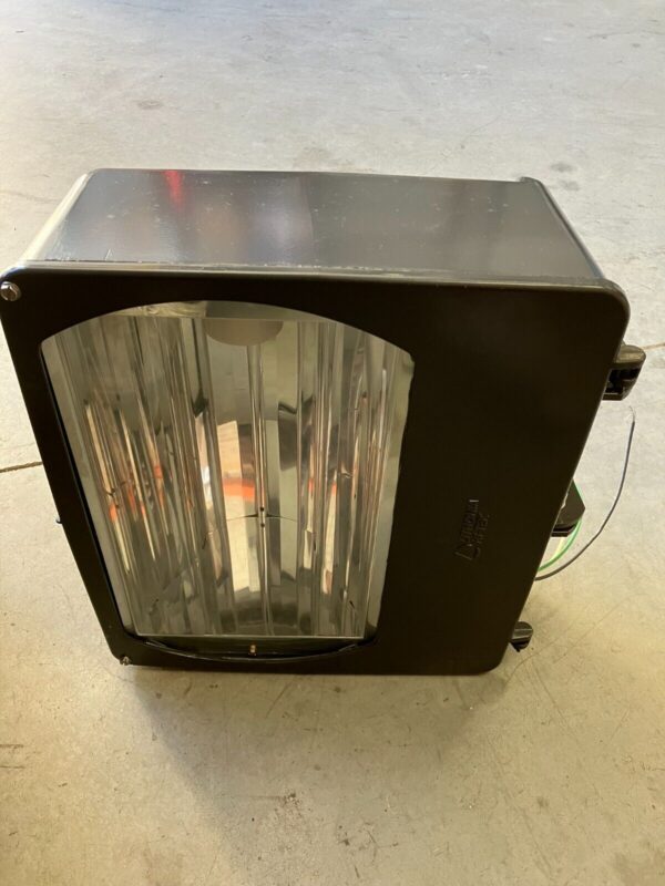 Lithonia Hi-Tek TFL 250S RA2 TB High Pressure Sodium Floodlight - Image 2