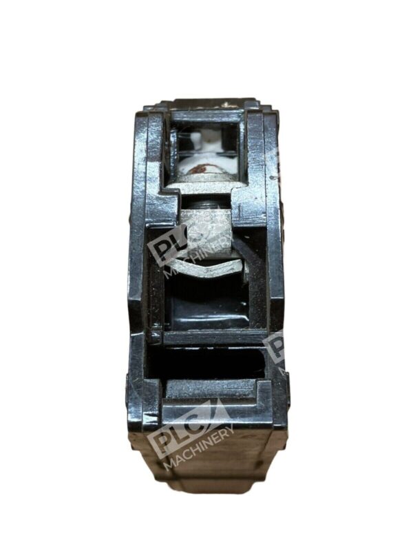 General Electric LJ-9019 30A 1 Pole Circuit Breaker - Image 5