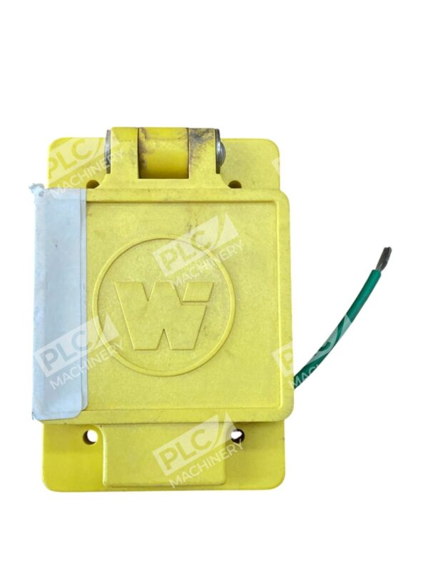 Woodhead 20A 480V Receptacle Cover 50-1653 W/ Receptacle L16-20R