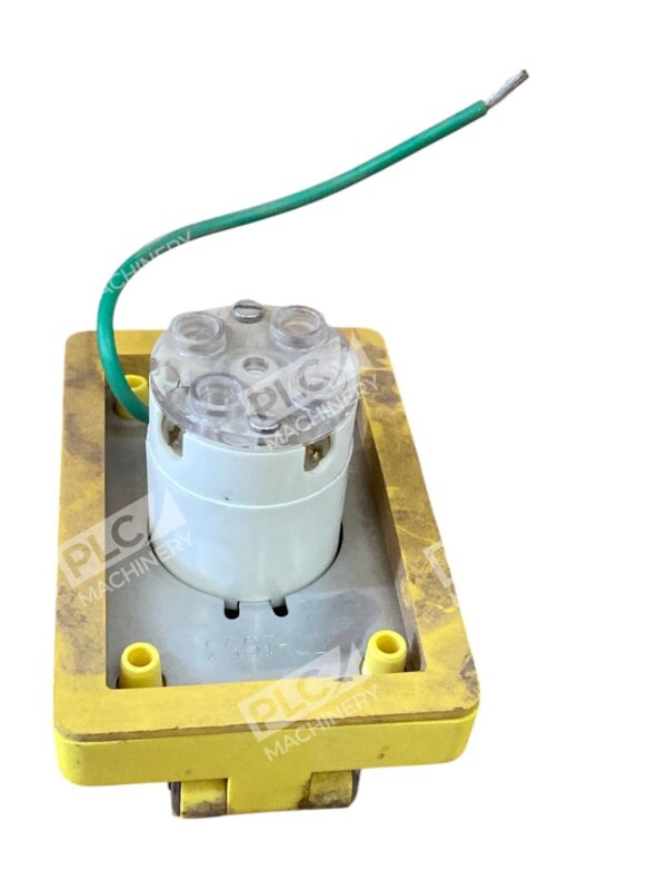 Woodhead 20A 480V Receptacle Cover 50-1653 W/ Receptacle L16-20R - Image 4