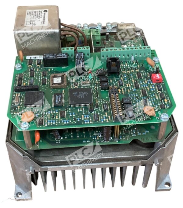 ABB 5A 3 Phase Type ACS300 Frequency Converter AC Drive ACS301-2P7-3 - Image 3