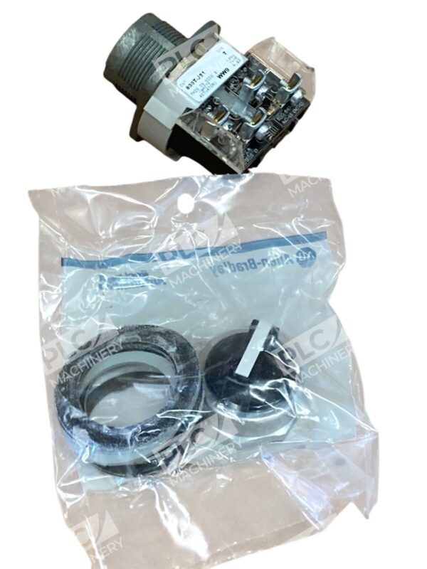 Allen Bradley AB 3 Position Spring Return Selector Switch 800T-J91A /T - Image 3