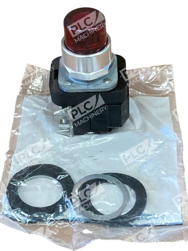 Allen Bradley AB XFMR 120V Red Lens Illuminated Push Button 800T-PB16R /T - Image 3
