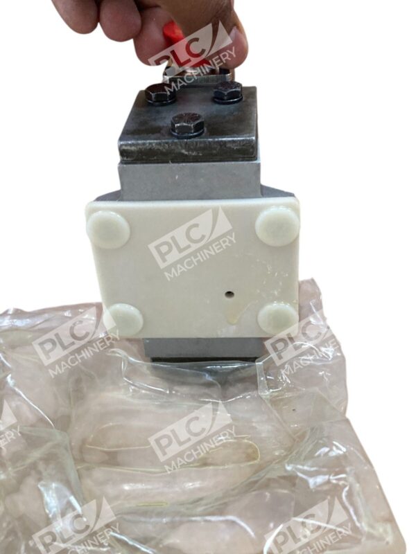 MOOG S20FOFM4VBR 191R 3000PSI Electro-Hydraulic Servo Valve 062F105C - Image 7