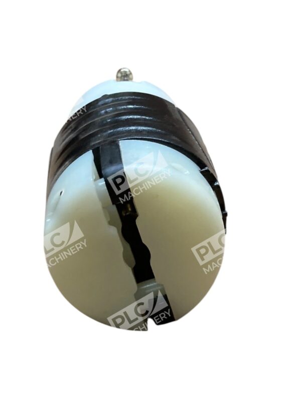 Pass & Seymour Legrand 304B 20A 125V 2P 3W L5-20R Turnlok Connector L520-C - Image 5