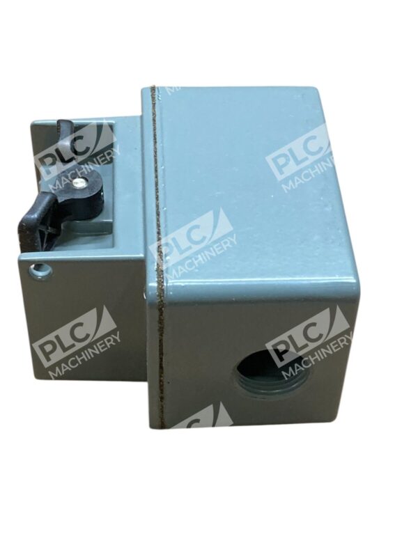 Square D FHP Manual Starter Series B 2510FW1 - Image 4