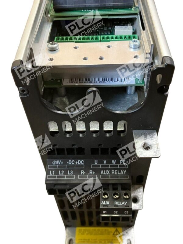 Danfoss VLT5001PT5B20STR3DLF00A10C0 Adjustable Frequency Drive 176F2568 - Image 4