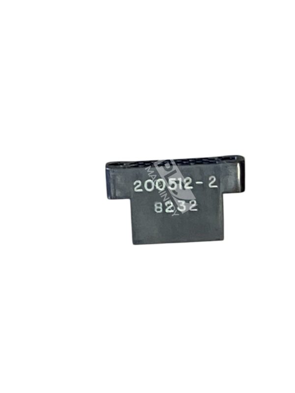 TE Connectivity 8232 Female Rectangular Housing Connector 200512-2 - Image 2