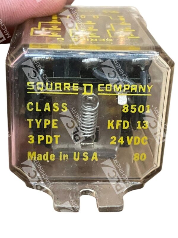 Square D 3PDT 24VDC 80 Series C Plug In Relay 8501-KFD-13