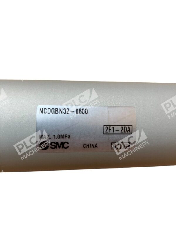 SMC NCDGBN32-0600 Pneumatic Double Acting Cylinder - Image 2