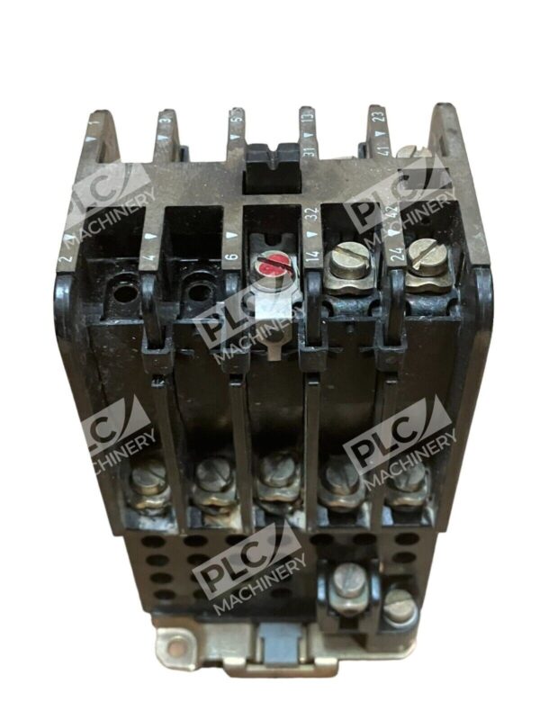 Siemens 3TA21 12-7T Contactor 30A - Image 3