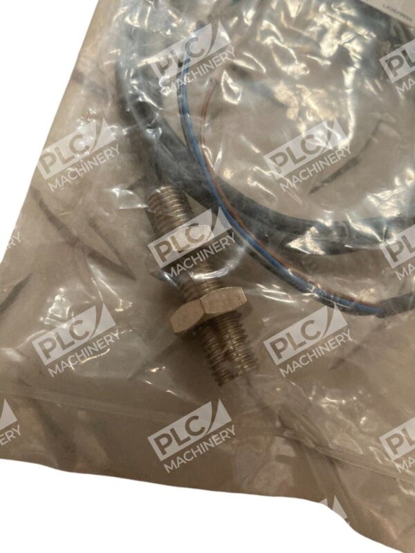 Carlo Gavazzi Proximity Switch IA08BSF20PO - Image 2