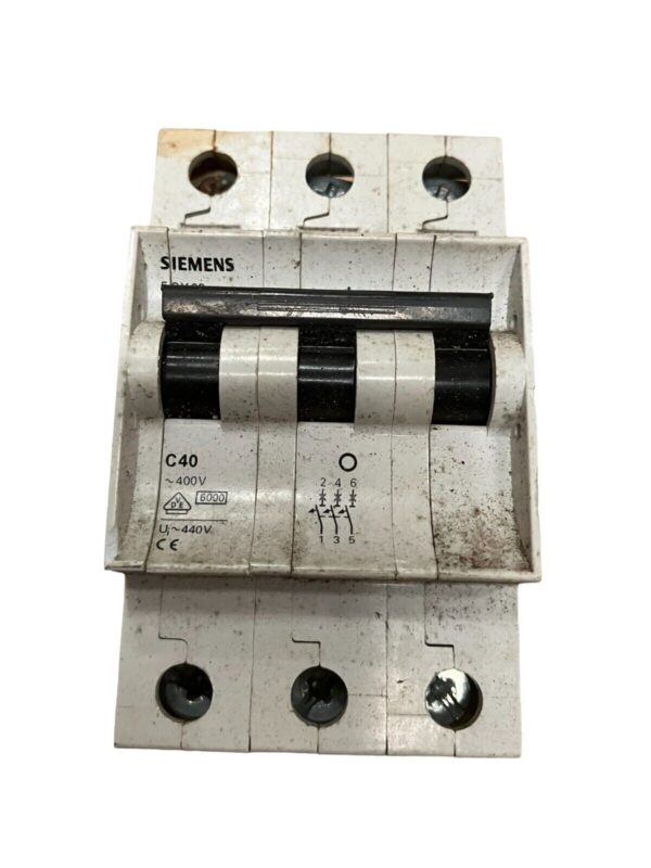 Siemens 5SX23 C40 Circuit Breaker 3 Pole 40A