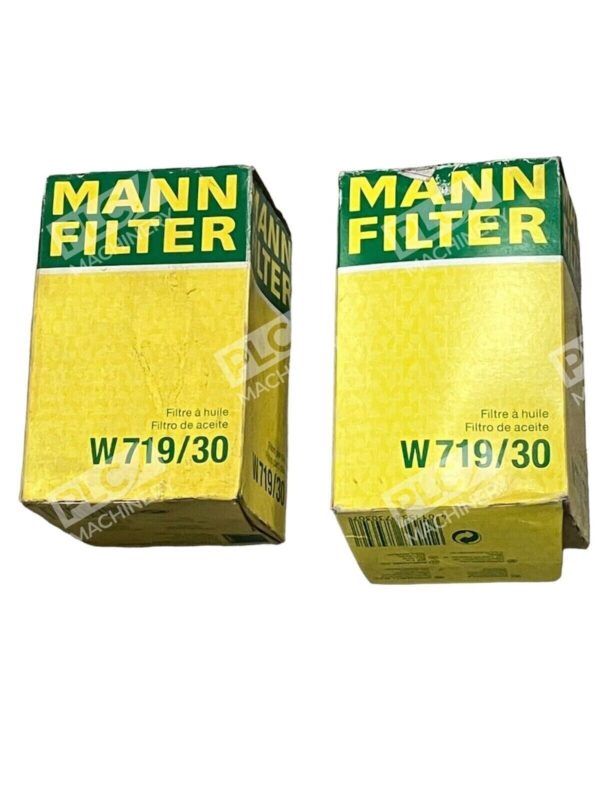 Mann Filter W719/30 Engine Oil Filter (lot of 2)