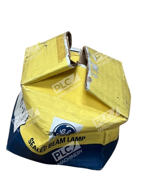 General Electric 12V 35W Sealed Beam Lamp 4411-1