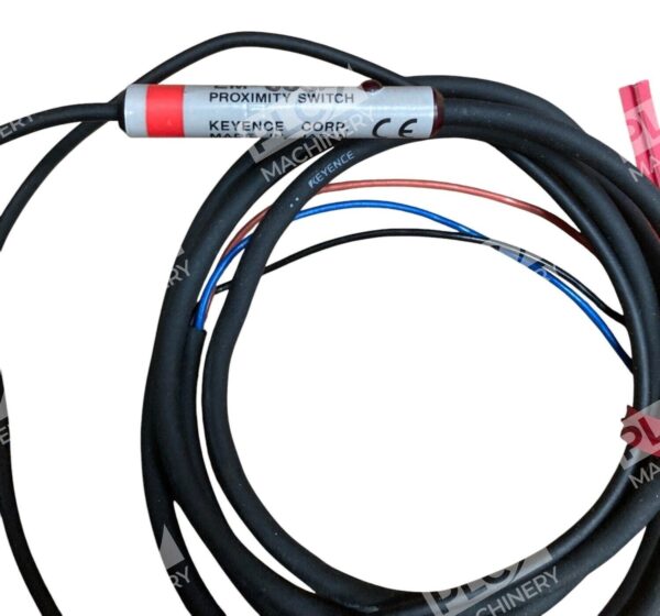 Keyence Corp Proximity Switch EM-005P - Image 3