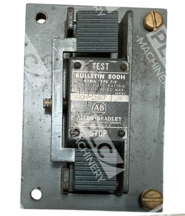 Allen Bradley Two Push Button Station 800H-2HX7 /M