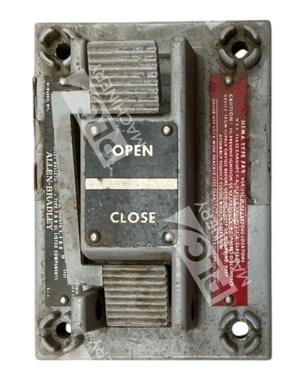 Allen Bradley Class I Heavy Duty Pushbutton Enclosure Cover 800H-NP16 /T