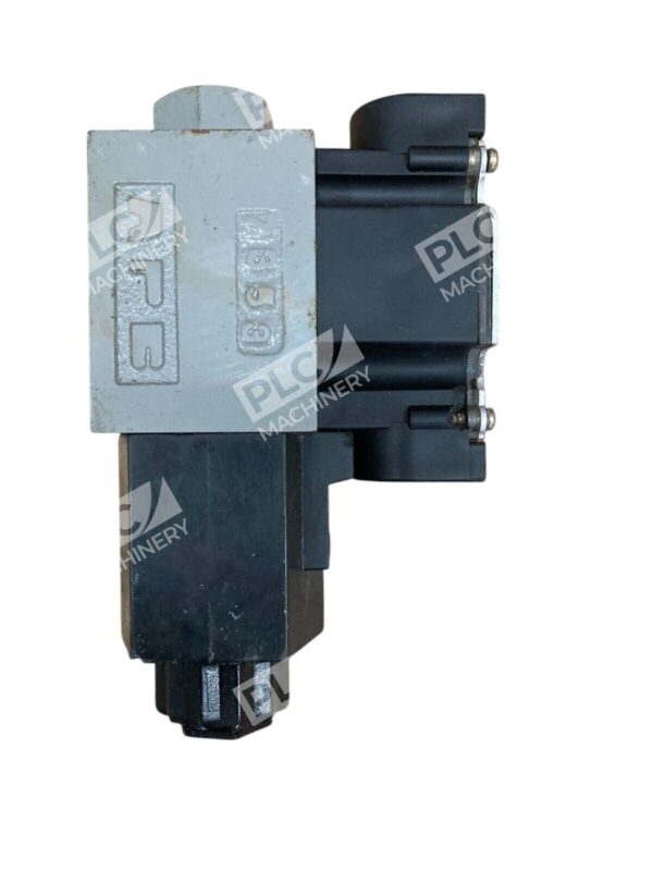 Yuken VK315815-1 Directional Valve DSG-01-2B2-D24-50251 - Image 4