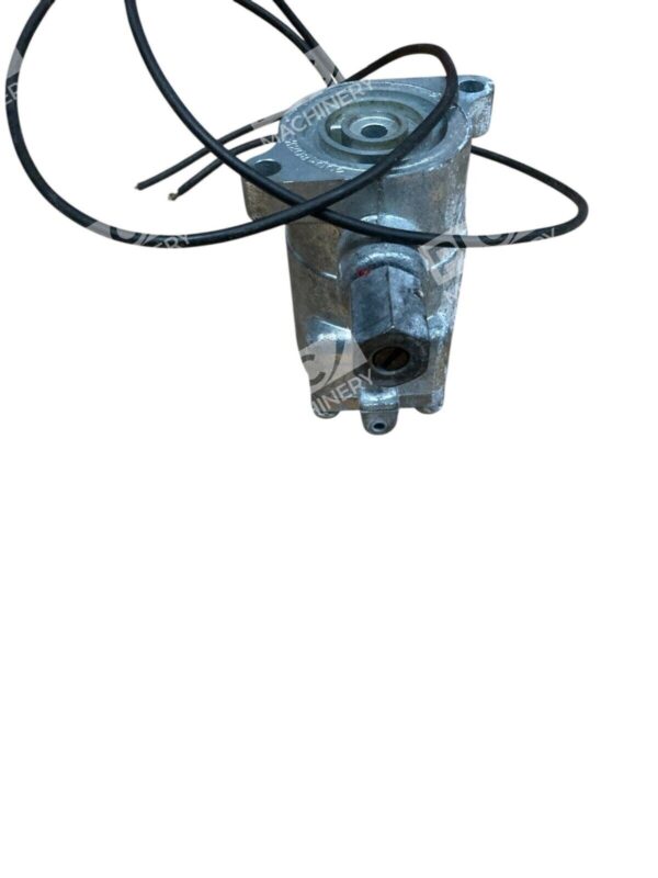 PWM Model 065 3033 Pilot Valve K208-002 - Image 3