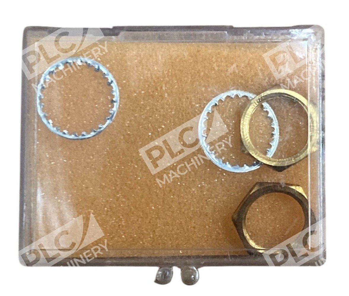 Clippard Minimatics #10-32 Outlet 3 Way Toggle Valve TV-3S - Image 2