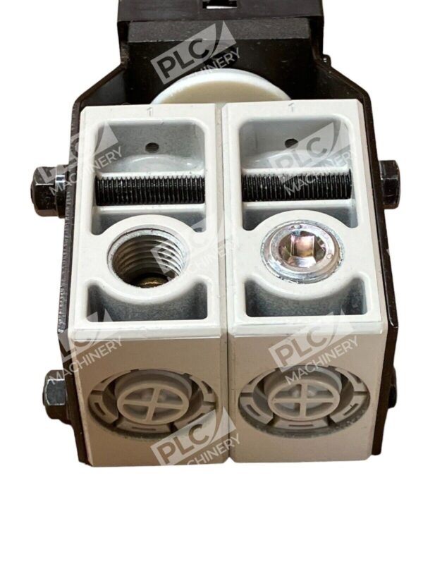 SMC VM250-N02-35BA Mechanical Valve - Image 5