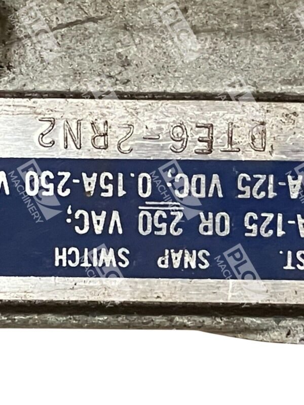 Micro Switch N-710 L59 Snap Switch 8012 DTE6-2RN2 - Image 4