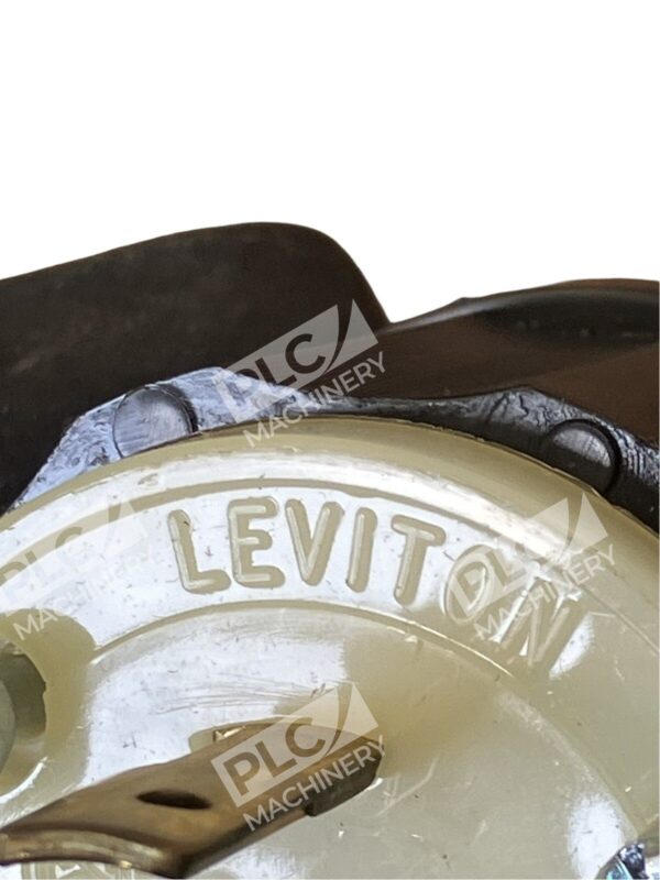Leviton 2311 2 Pole 3 Wire Grounding Plug Lock - Image 6
