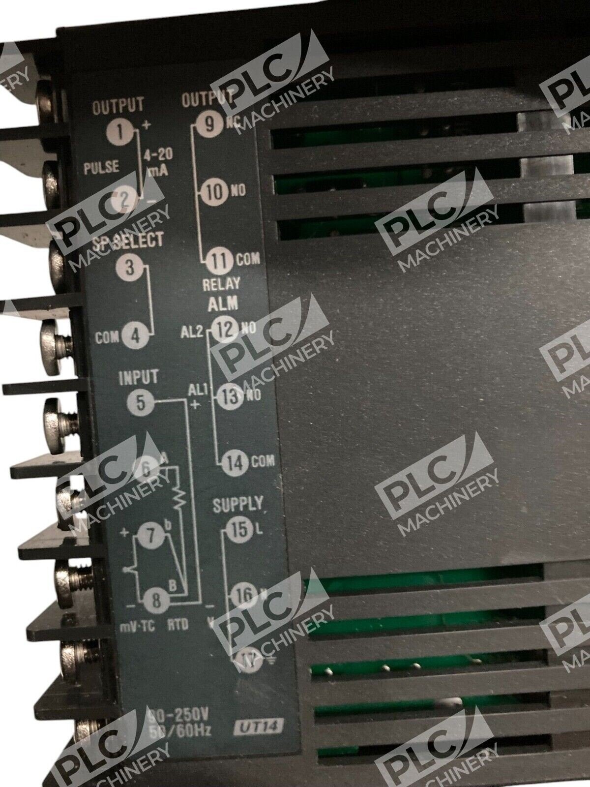 Yokogawa Digital Temperature Controller UT14 - Image 2