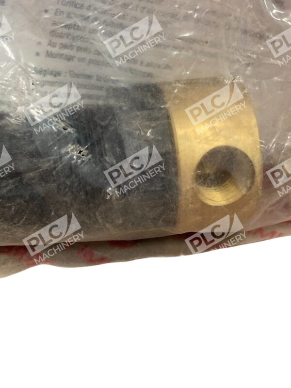 Norgren Pneumatic Valve Regulator R04-221-NNTA - Image 2