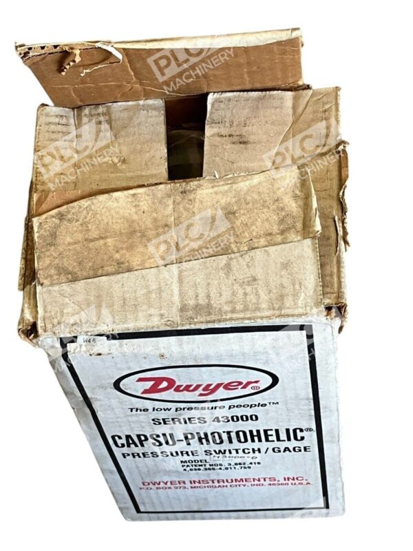 Dwyer Instruments Capsu-Photohelic Pressure Switch Gage Model 43000-0 - Image 4