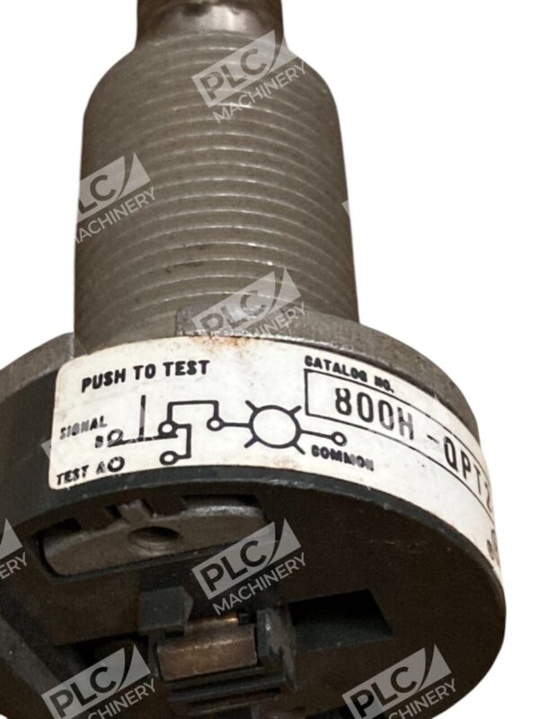 Allen Bradley 800H-QPT24 Pushbutton, Momentary, 600VAC, Hazardous Location Rated - Image 2