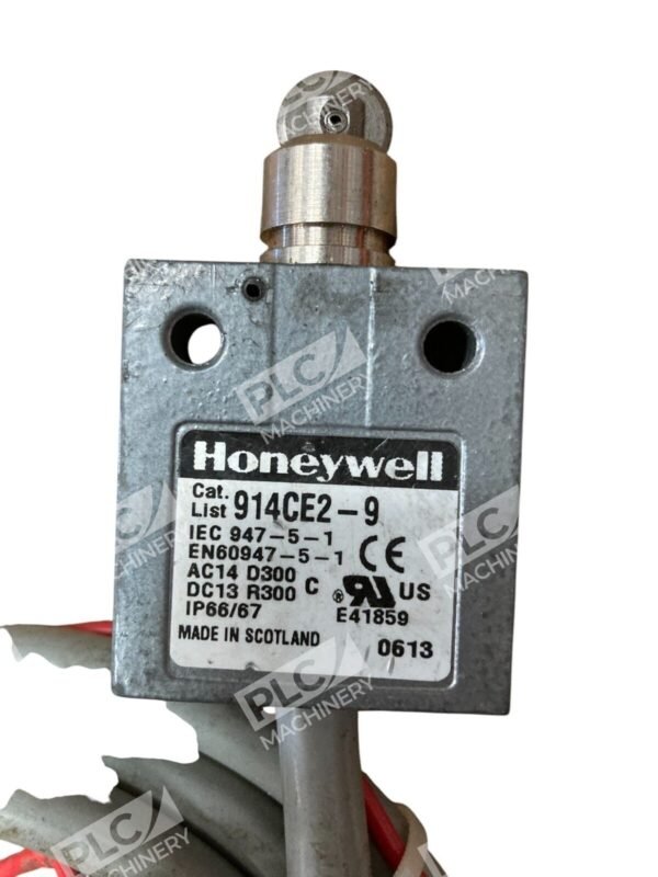 Honeywell Microswitch Miniature Top Plunger Head Limit Switch 914CE2-9 - Image 2