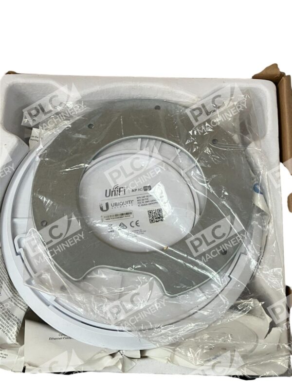 Ubiquiti FCECDABC69AF UniFi AP AC Pro Wireless Access Point UAP-AC-PRO-US - Image 3