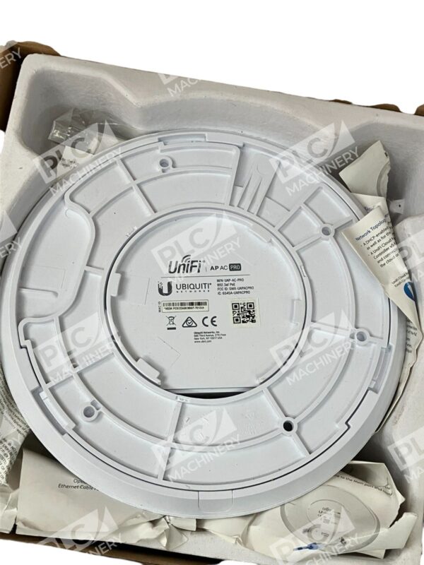 Ubiquiti FCECDABC69AF UniFi AP AC Pro Wireless Access Point UAP-AC-PRO-US - Image 4