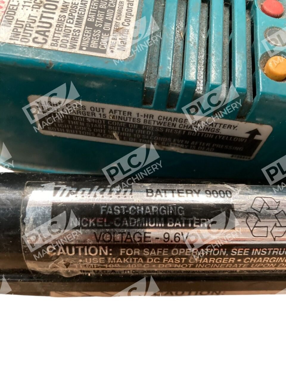 Makita Fast Charger DC9700A 019 w/ Battery 9000 - Image 4