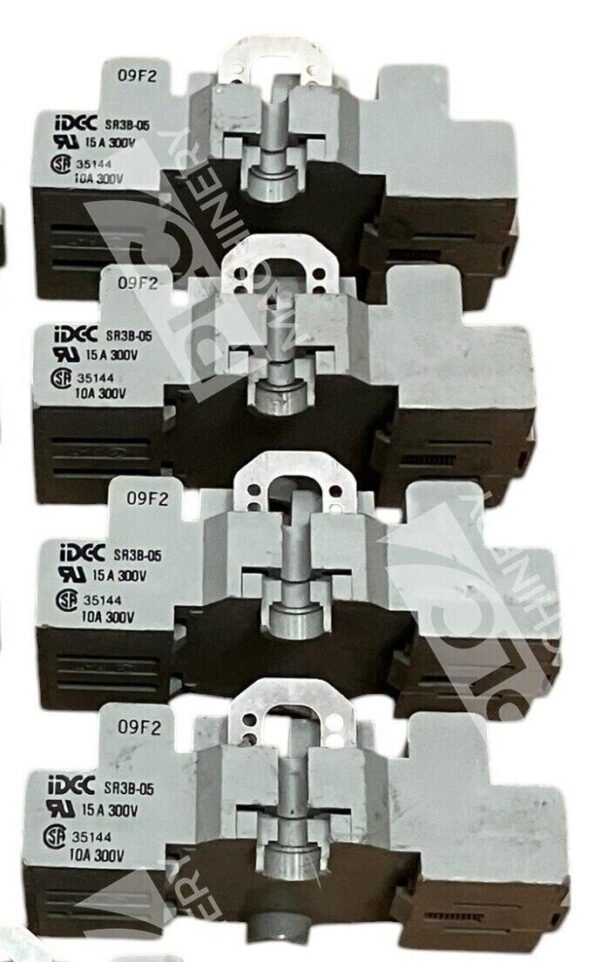 IDEC 35144 15A 10A 300V 09F2 Relay Socket Base SR3B-05 (Lot of 4)