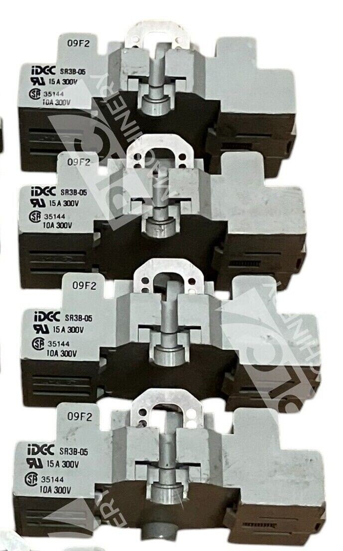 IDEC 35144 15A 10A 300V 09F2 Relay Socket Base SR3B-05 (Lot of 4)