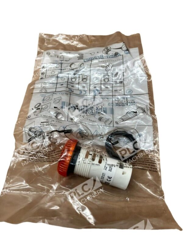 Allen Bradley 800FD-P0D3 /A Amber Pilot Light New In Box - Image 3