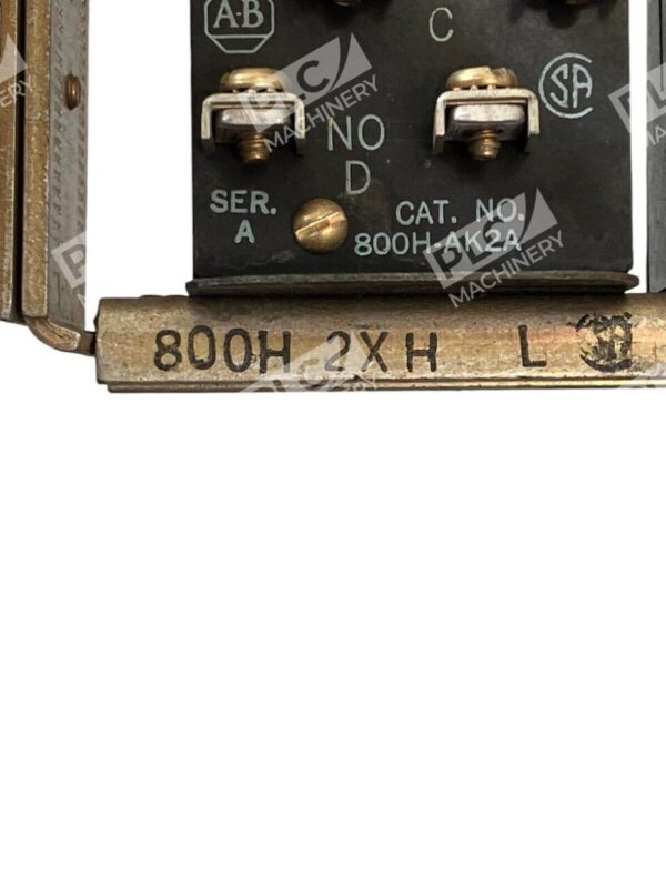 Allen Bradley Pushbutton 2x 800H-AK2A Mounted On 800H-2XH L - Image 2