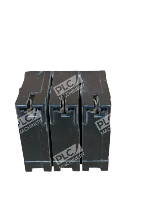 Challenger 3 Pole 15A Circuit Breaker C315 - Image 6