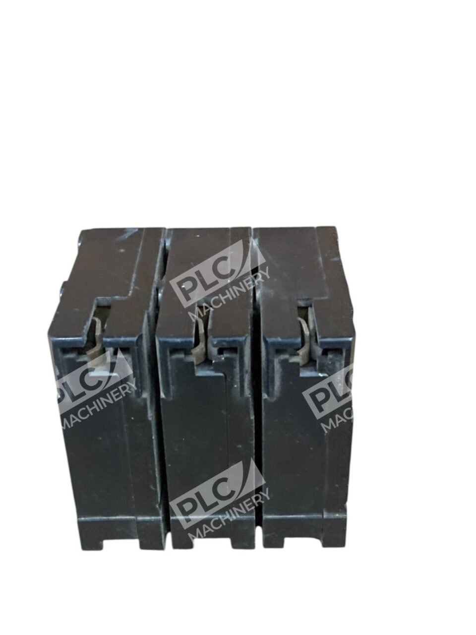 Challenger 3 Pole 15A Circuit Breaker C315 - Image 6