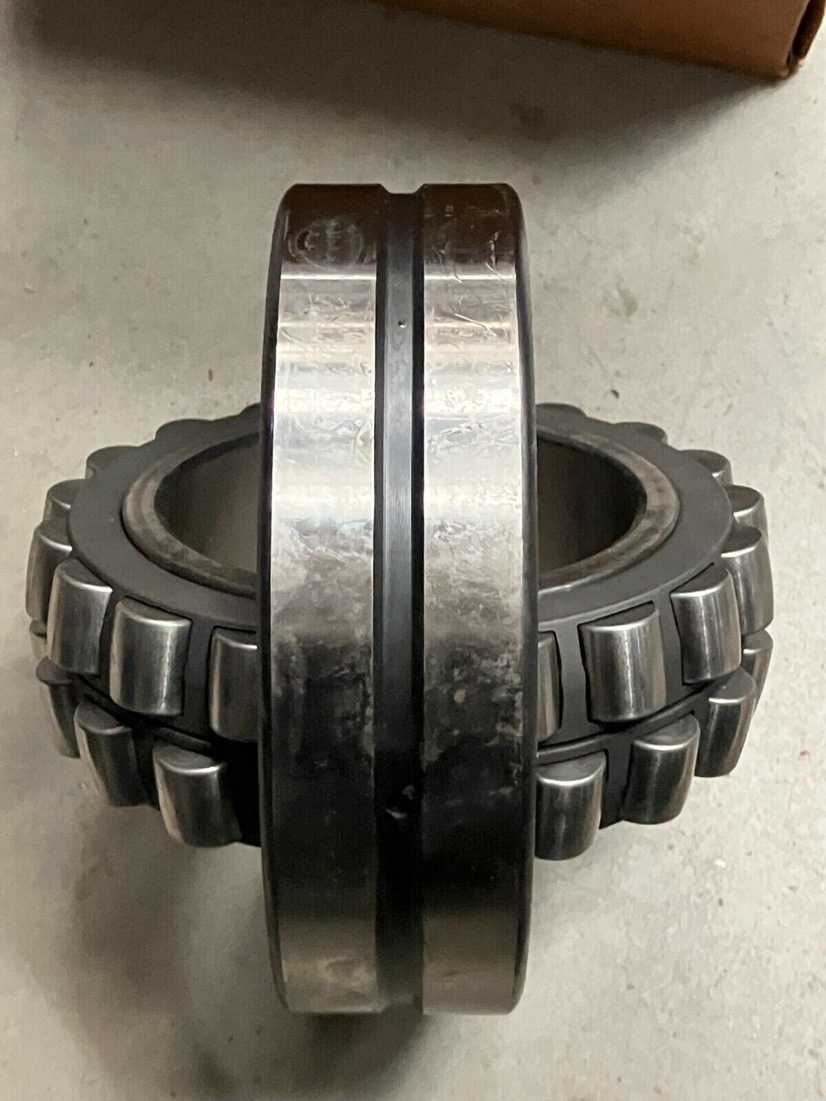 SKF 22226 CCK/C3W33 Spherical Roller Bearing - Image 3