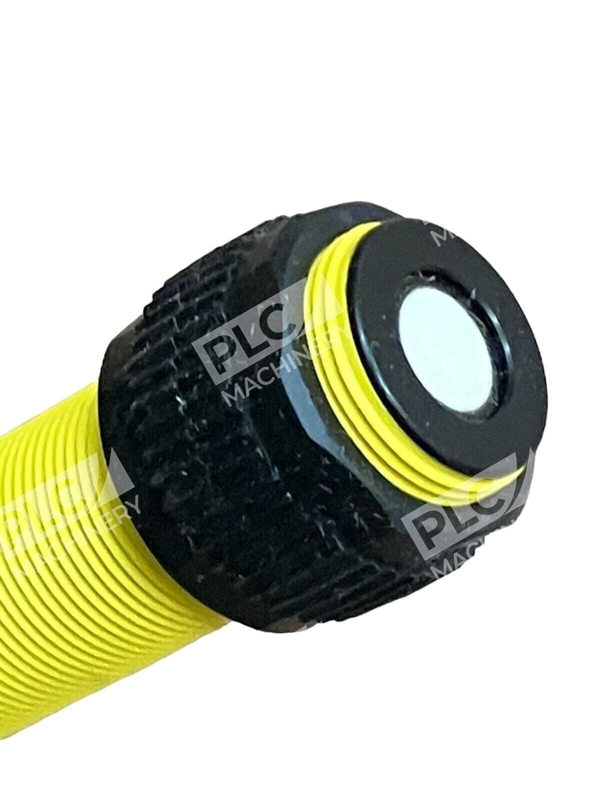 Banner S18UUAQ Ultrasonic Sensor U-Gage - Image 2