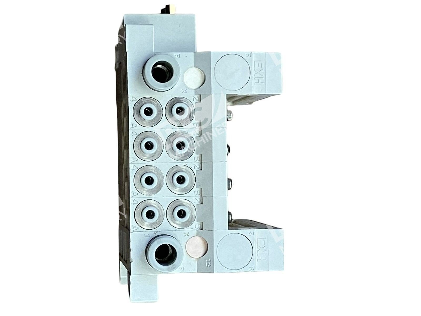 SMC VV5Q21-04C4FS0-S-X50US 4 Station Valve Manifold Base - Image 3