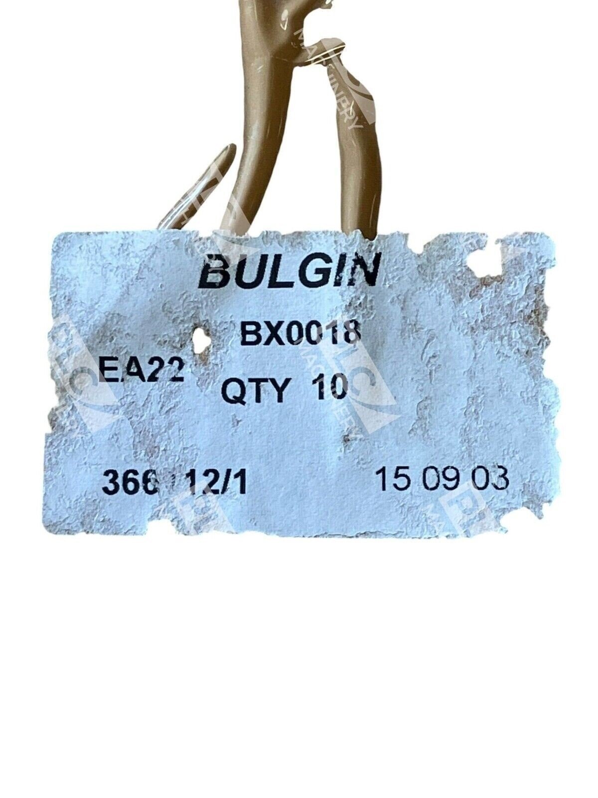 Bulgin D Size Panel Mount Battery Holder 3 Cell BX0018 (Box of 10)