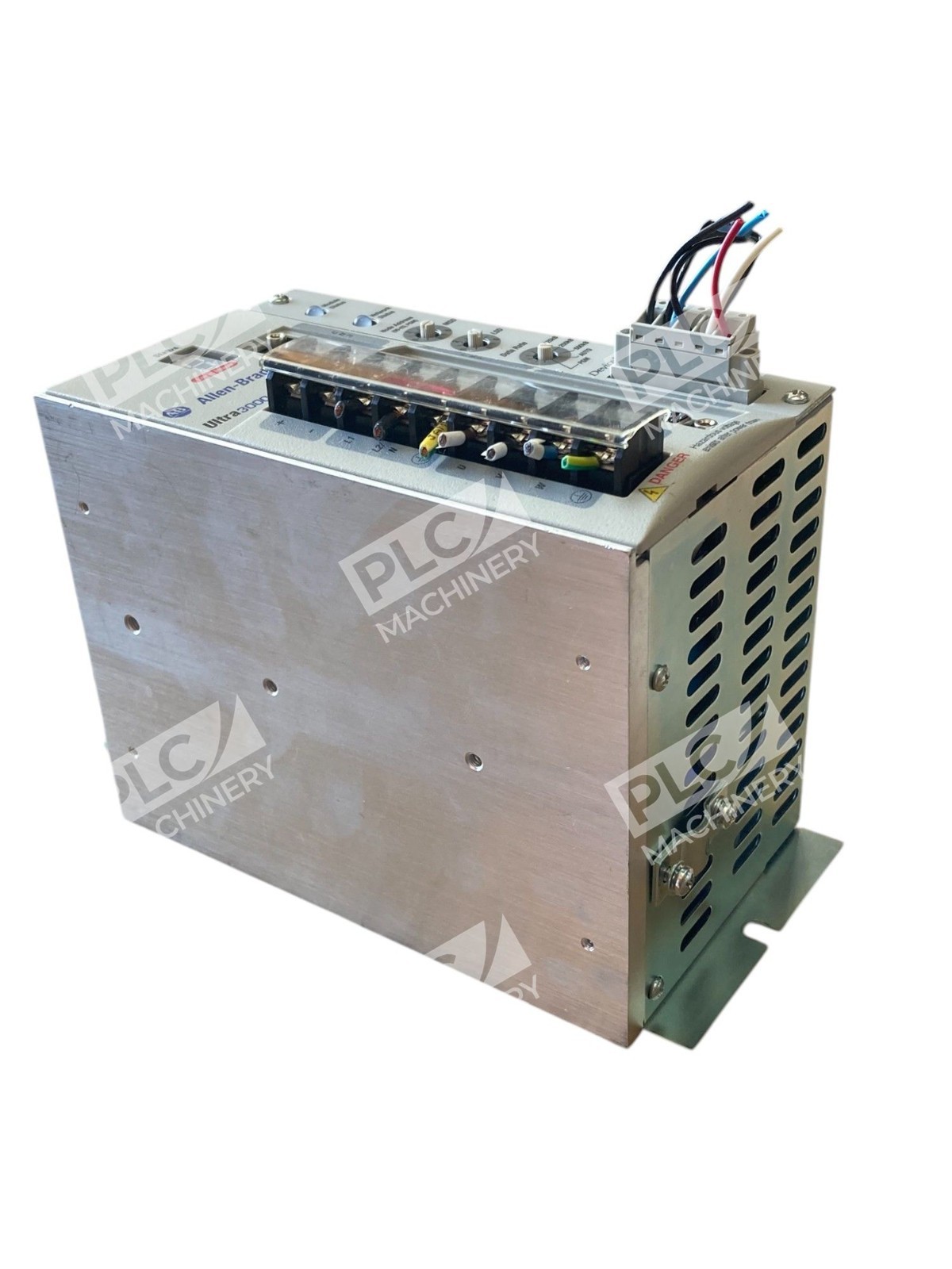 Allen Bradley AB 1 Phase Ultra3000i Servo Drive 2098-DSD-005X-DN - Image 4