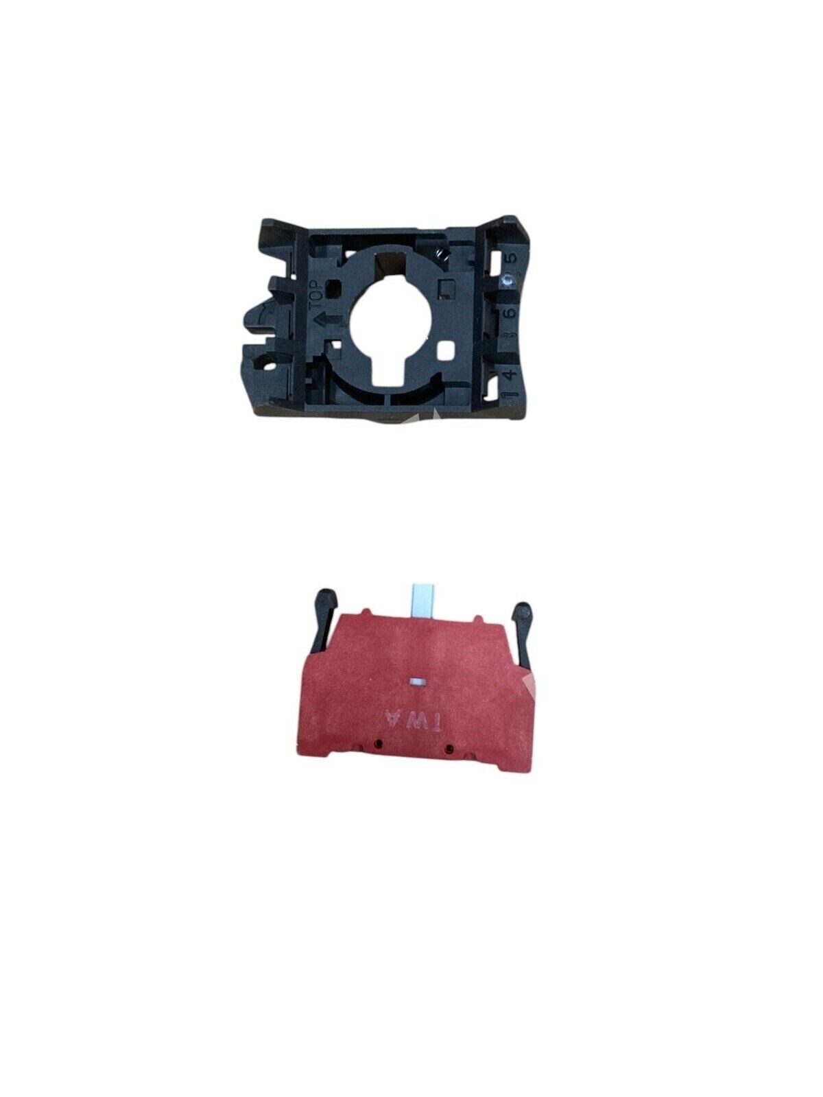 Allen Bradley AB 600VAC 10A Contact Block 800E-3X01 /A - Image 4