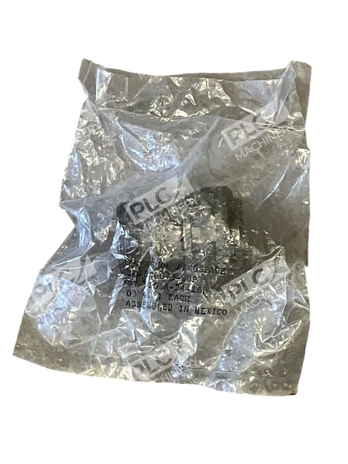 Amphenol Aerospace 10-820073-29P Connector 97-3106A-24-28P