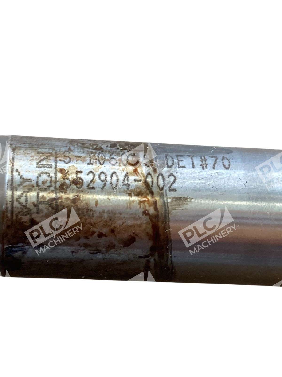 Bayton S-106005 DET#70 Hydraulic Cylinder Industrial Actuator - Image 7